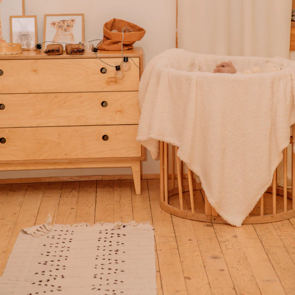 Natural Wood Cradle Setup