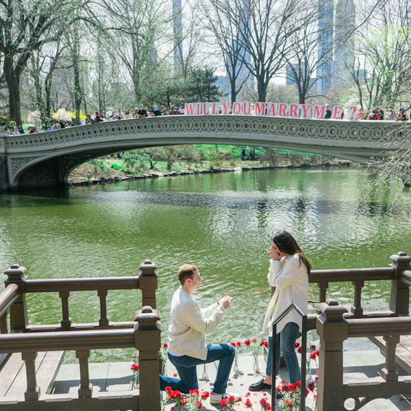 Lakeside Proposal Decor